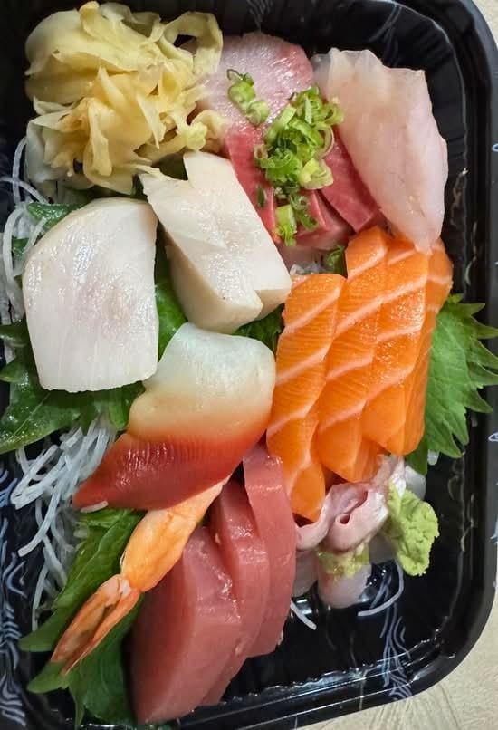 Sashimi Regular (18 pcs).